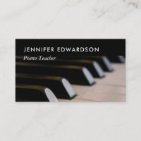 Professeur de piano minimaliste moderne