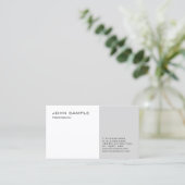 Carte De Visite Professionnel Élégant Gris Blanc Modèle moderne (Debout devant)