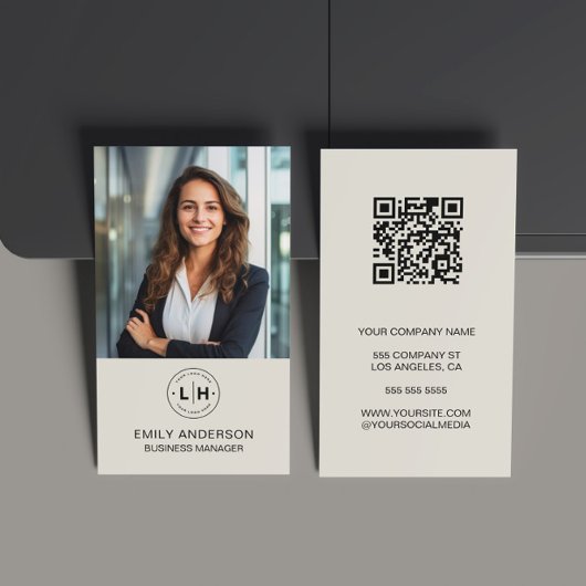Carte de visite professionnelle moderne et minimal