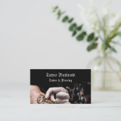 Carte de visite QR code de salon de tatouage d'art (Debout devant)