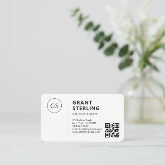 Carte De Visite Real Estate Agent QR Code Logo Professional (Debout devant)