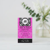 CARTE DE VISITE ROSE DE MONOGRAMME DE ROCKIN MUCHO (Debout devant)