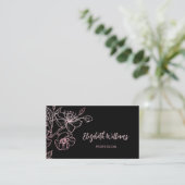 Carte De Visite Rose Gold Blush Rose Noir Floral | Code QR (Debout devant)