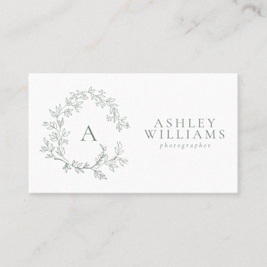 Carte De Visite Sage Green Monogramme Floral Crest QR Code (Devant)