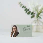 Carte De Visite Sage Green Photo Monogramme Realtor Luxe (Debout devant)