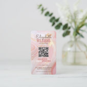 Carte De Visite Salon de beauté en marbre rose QR Code Loyauté & (Debout devant)