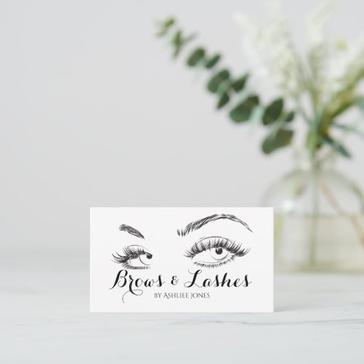 Carte De Visite Salon des extensions Eyebrows et Eyelash (Debout devant)