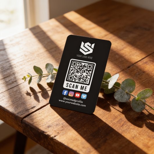 Carte De Visite Scanner le code QR du logo des médias sociaux Mode