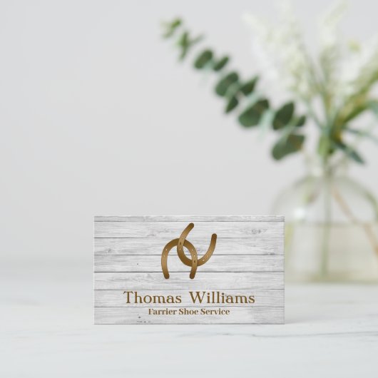 Carte De Visite Service de guerrier équestre en bois blanc rustiqu (Debout devant)