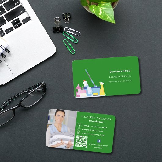 Carte De Visite Service de nettoyage forêt vert photo code QR
