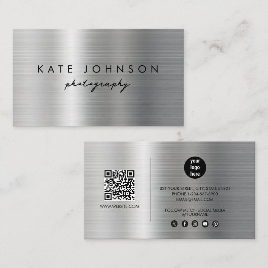 Carte De Visite Silver Metal Script moderne QR Code Médias sociaux (Devant / Derrière)