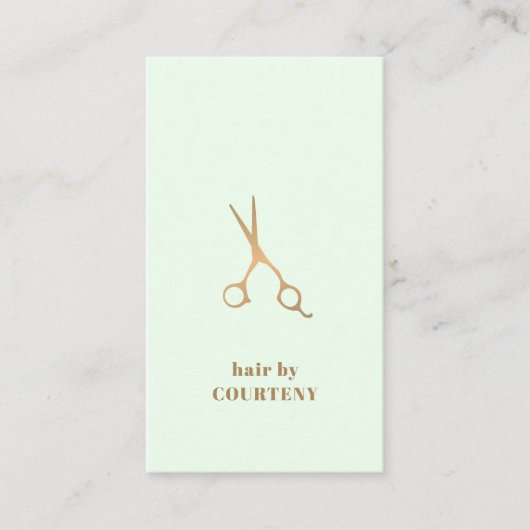 Carte De Visite Simple Elégant Pastel Vert Faux Or Ciseaux Cheveux (Devant)
