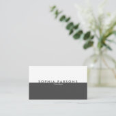 Carte De Visite Simple Moderne Gris Galet et Blanc Professionnel (Debout devant)