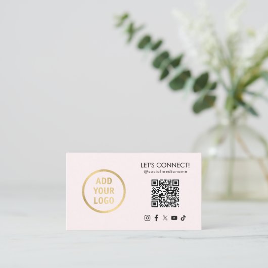 Carte De Visite Social Media QR Code Ajouter votre logo rose (Debout devant)