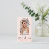 Carte De Visite Studio de coiffure moderne avec arche florale en r (Debout devant)