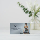 Carte De Visite Studio de Pilates | Code-barres gris moderne (Debout devant)