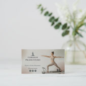 Carte De Visite Studio de Pilates | Gris Naturel (Debout devant)