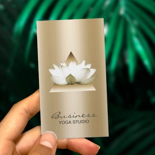 Carte De Visite Studio Yoga Gold Moderne Lotus Élégant