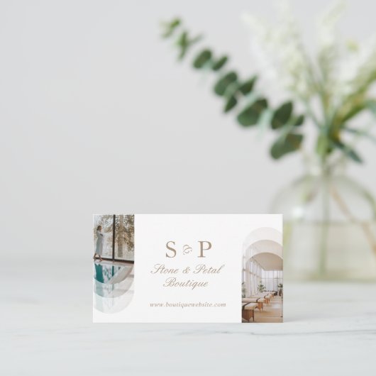 Carte De Visite Stylish Chic Elegant Arch Photos Monogram QR Code (Debout devant)