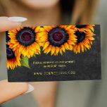 Carte De Visite Sunflowers rustique Chalkboard site mariage RSVP<br><div class="desc">Carte simple RSVP insert rustique avec grande bordure de tournesol en or jaune sur un arrière - plan de tableau noir gris foncé.                    Personnalisez-le avec votre texte et votre site web !</div>