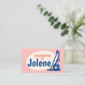 Carte de visite Vacuum de nettoyage de maison rose (Debout devant)