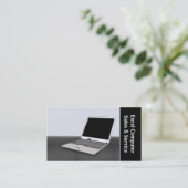 Carte De Visite Ventes et services informatiques (Debout devant)