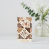 Carte De Visite Vêtement fait main en patchwork de quilt marron (Debout devant)