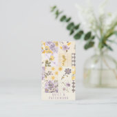 Carte De Visite Vêtement fait main en patchwork jaune lilas  (Debout devant)