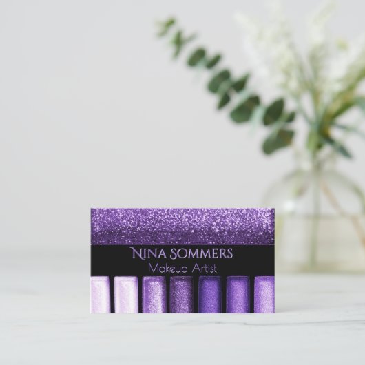 Carte de visite violet fascinant de fard à (Debout devant)