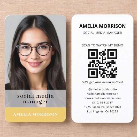 Carte De Visite Yellow Social Media Manager QR Code Photo