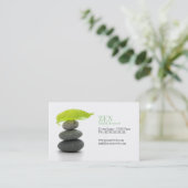 Carte de visite Zen avec un empilage de galets (Debout devant)