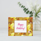 Carte de voeux Anniversaire des jonquilles jaunes (Debout devant)
