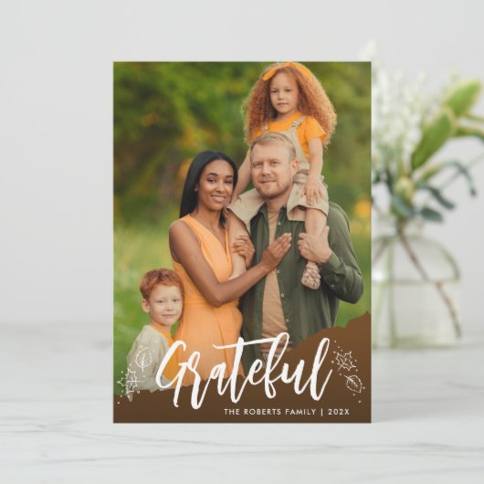 Carte de voeux bon thanksgiving de script GRATEFUL (Debout devant)