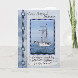 Carte de voeux d'anniversaire de yacht de papy
