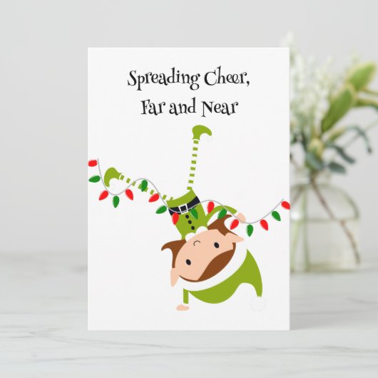 Carte de vœux de fêtes avec code QR Elfe qui fait  (Debout devant)