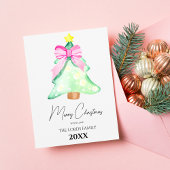 Carte de vœux de fêtes avec un arbre de Noël et un