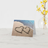 Carte de vœux Deux cœurs dans le sable (Fleur jaune)