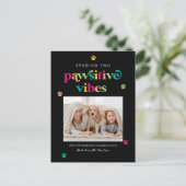 Carte de vœux éditable Pawsitive Vibes couleur pou (Debout devant)