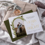 Carte De Vœux En Aluminium Arc minimaliste moderne photo Joyeux et lumineux<br><div class="desc">Envoyez des salutations et des messages de vacances à votre famille et à vos amis avec ces cartes minimalistes au design moderne. Voir le lien de collection sur cette page pour voir tous les éléments correspondants dans cette belle conception.</div>