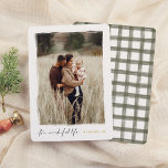 Carte De Vœux En Aluminium C'est une vie merveilleuse | Élégante photo de Noë<br><div class="desc">Donnez à vos cartes de Noël une étincelle d'or, d'argent ou d'or rose ! Capturez la magie de la saison avec cette élégante carte photo de Noël en feuille réelle. Votre photo de portrait est encadrée par une bordure blanche peinte à la main avec des bords rugueux et artistiques, ce...</div>