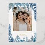 Carte De Vœux En Aluminium Élégant feuillage | Hanoukka Photo Collage Card<br><div class="desc">Hanukkah... La fête des lumières est ici. Allumez la menorah, jouez avec le dreidel et festoyez sur les latkes et le sufganiyot. Célébrez l'esprit d'Hanoukka avec des amis, en famille avec nos magnifiques cartes photos. Cette carte Hanoukka élégante est un thème de vacances moderne et époustouflant, parfait pour tous ceux...</div>