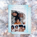 Carte De Vœux En Aluminium Faux Parties scintillant Tapis Top 3 Photo Joyeux<br><div class="desc">"Tis the Season to Say Joyeux Noël" avec ce design de trois photos avec un vrai texte en feuille d'argent et un trio de flocons de neige en feuille d'argent. La photo du dessus est tapissée dans un design moderne mis à jour et élégant. Le bleu clair et l'arrière -...</div>