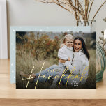 Carte De Vœux En Aluminium Hanoukka pleine photo avec courbe esquissée<br><div class="desc">Partagez vos salutations de vacances avec ces cartes photos Hanoukka chic avec votre photo préférée à fond saigné horizontal ou orienté paysage. "Happy Hanoukka" apparaît comme un texte brillant en papier d'aluminium dans le serif classique et le lettrage décontracté dessiné à la main cursif. Personnalisez avec votre nom de famille....</div>