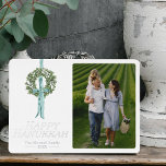 Carte De Vœux En Aluminium Happy Hanoukka Vintage Chic Watercolor Photo<br><div class="desc">Une prise vintage et élégante sur une carte de vacances personnalisée. Un carte photo sur mesure, parfait pour les cartes de fin de année de famille, des cartes de Noël pour la famille et les amis. Cette carte est dotée d'une couronne d'aquarelle et d'une feuille d'argent ou d'or avec Happy...</div>