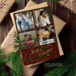 Carte De Vœux En Aluminium Joyeux Noël 4 photo collage script rouge tartan<br><div class="desc">Elégant style Joyeux Noël vrai feuille d'or classique script de calligraphie quatre photos de famille carrés rouge rustique plaid tartan luxe carte de vacances avec votre texte personnalisé sur les deux côtés.     La couleur du papier est changeable : vous pouvez choisir de l'or,  de l'argent ou de l'or rose.</div>