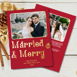 Carte De Vœux En Aluminium Marié Joyeux marié 1er Noël Photo Rouge<br><div class="desc">Ce Marié et Joyeux Notre première carte de voeux en feuille d'or 2 photos de Noël en rouge de Noël est la meilleure façon de célébrer le premier Noël d'un couple marié, avec sa police festive et ses couleurs de vacances classiques, ainsi qu'un message personnalisé sur le dos. Le message...</div>
