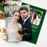 Carte De Vœux En Aluminium Marié Merry Newlyweds 1er Coeurs de Noël Photo<br><div class="desc">Cette carte de voeux en feuille d'or 2 photos de Noël avec coeur est la façon parfaite de célébrer le premier Noël d'un couple marié, avec sa police propre et moderne et ses couleurs de vacances classiques, la place pour deux photos, ainsi qu'un message personnalisé sur un arrière - plan...</div>