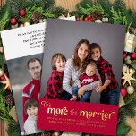 Carte De Vœux En Aluminium Plus le Merrier 2 Photo Baby Birth Gold<br><div class="desc">La carte de Noël Plus le Merrier bébé avec photo simple et design typographique en feuille d'or de luxe. Plus le messager est écrit en lettres contemporaines modernes et la modèle photo est mise en place pour vous d'ajouter 2 photos, une sur le devant et une sur le dos. Vous...</div>