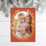 Carte De Vœux En Aluminium Retro Poinsettia Oval Frame Photo Rouge<br><div class="desc">Cadre original illustré de poinsettias en papier d'aluminium ; choix d'or,  d'argent ou d'or rose ; la couleur arrière - plan est également modifiable</div>