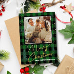 Carte De Vœux En Aluminium Russe Plaid Christmas Tree Forest Photo Real<br><div class="desc">Envoyez les salutations de vacances de cette année dans le style avec ces cartes de fin de année uniques et modernes en papier à papier. Ajoutez facilement votre propre photo et votre propre libellé personnalisé à ces cartes de fin de année en utilisant la section "Modifier ce modèle de conception",...</div>